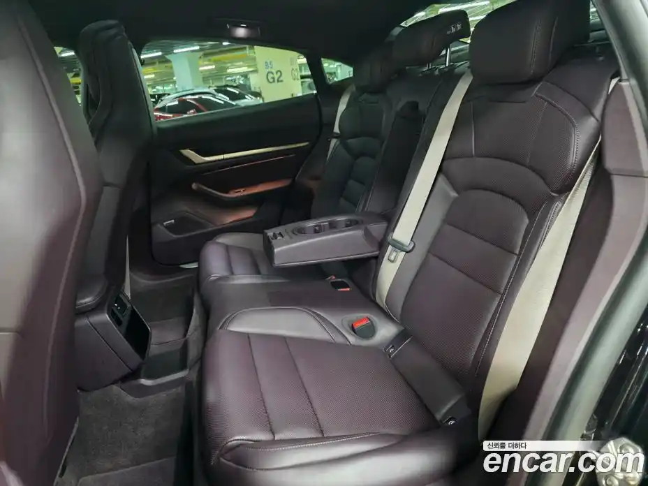 Porsche Taycan 2025 Автомат в Москве № 231064, фото 14