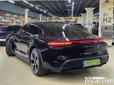 Porsche Taycan 2025 Автомат в Москве № 231064, миниатюра 4