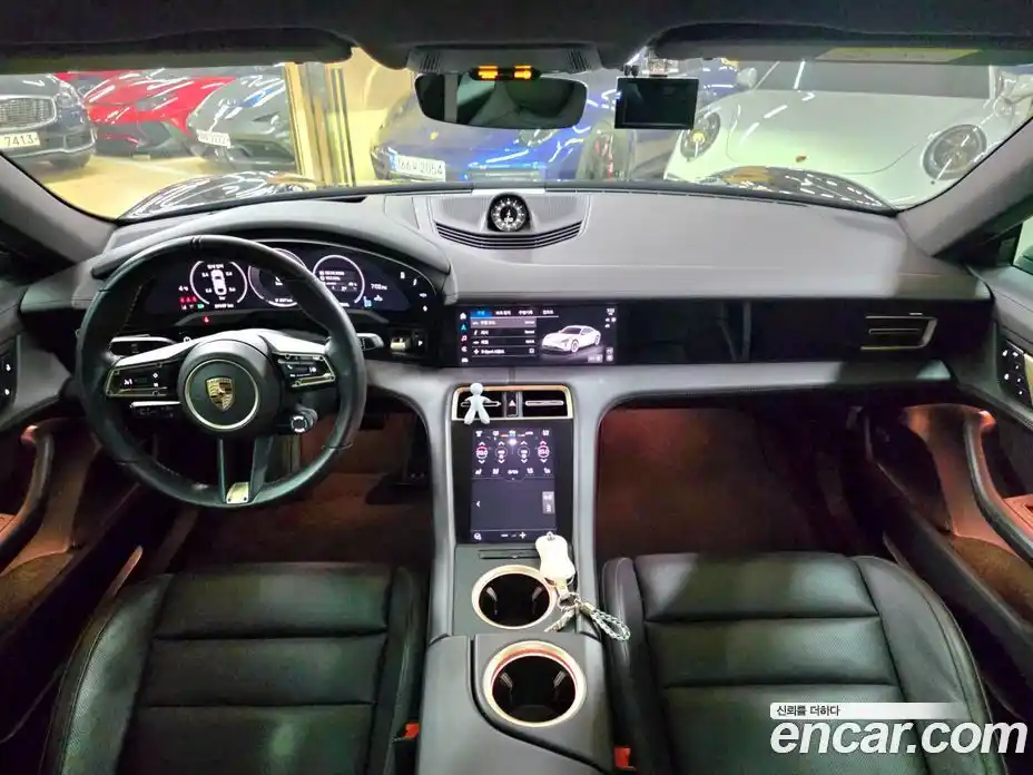 Porsche Taycan 2025 Автомат в Москве № 231064, фото 6