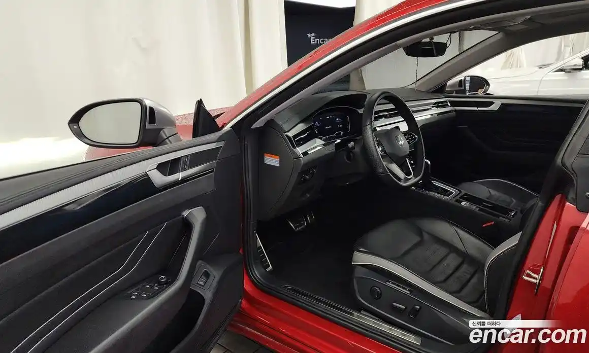 Volkswagen Arteon 2023 2.0 Автомат в Москве № 232142, фото 15