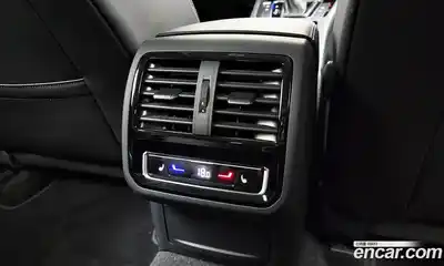 Volkswagen Arteon 2023 2.0 Автомат в Москве № 232142, миниатюра 9