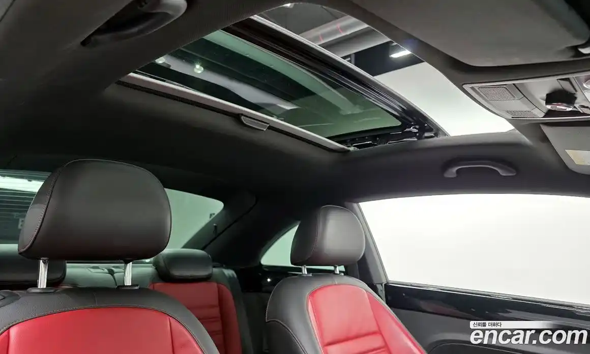 Volkswagen Beatle 2015 2.0 Автомат в Москве № 232225, фото 14