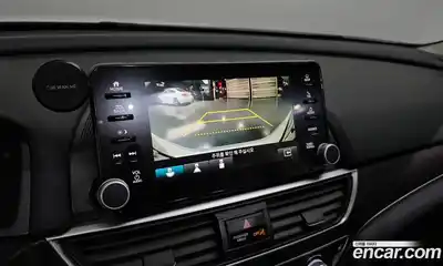 Honda Accord 2019 2.0 Автомат в Москве № 232884, миниатюра 5