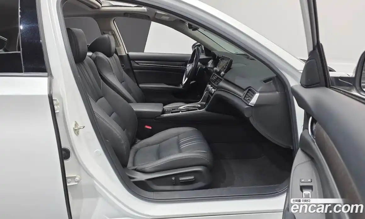 Honda Accord 2019 2.0 Автомат в Москве № 232884, фото 6