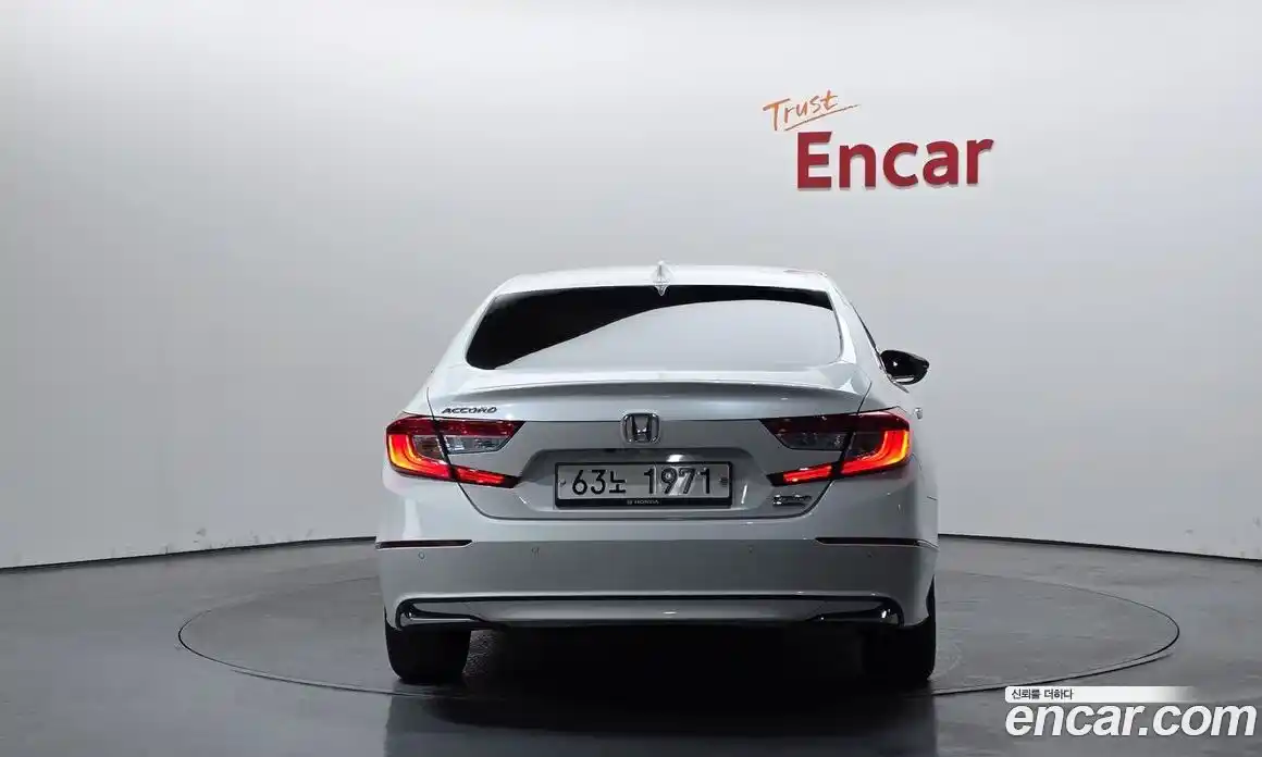 Honda Accord 2019 2.0 Автомат в Москве № 232884, фото 10