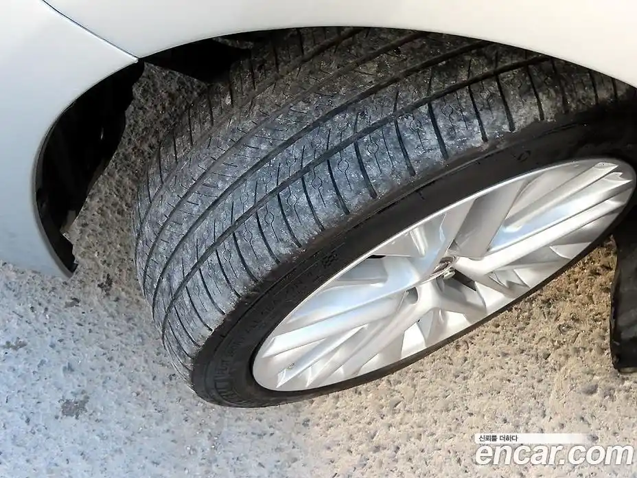 Lexus ES 2015 3.5 Автомат в Москве № 254384, фото 20