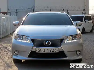 Lexus ES 2015 3.5 Автомат в Москве № 254384, миниатюра 2