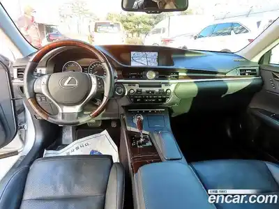 Lexus ES 2015 3.5 Автомат в Москве № 254384, миниатюра 7