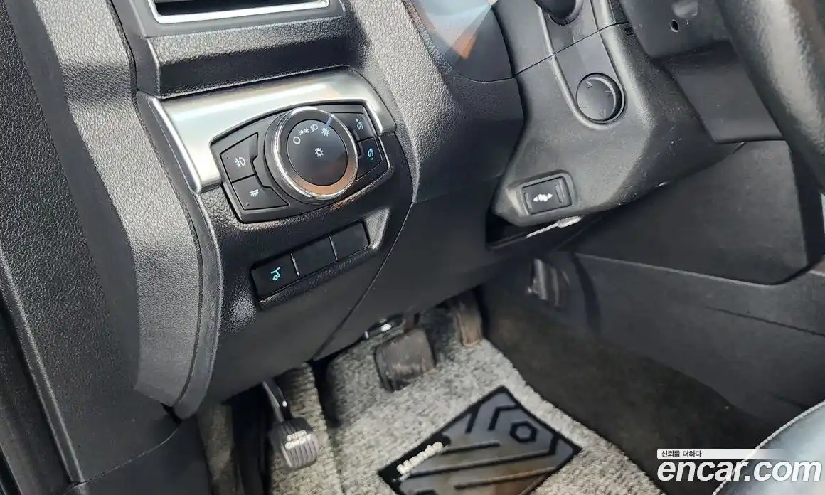 Ford Explorer 2017 2.3 Автомат в Москве № 255654, фото 14