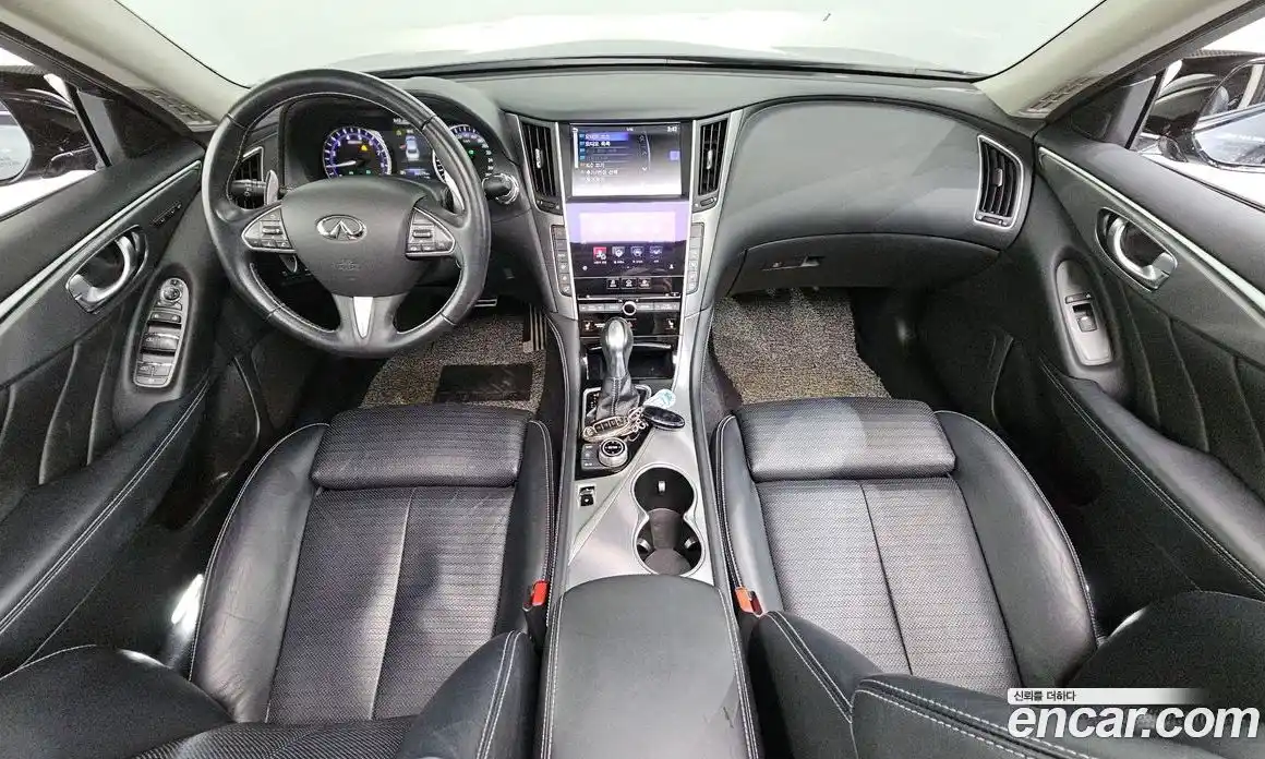 Infiniti Q50 2016 3.5 Автомат в Москве № 256135, фото 14