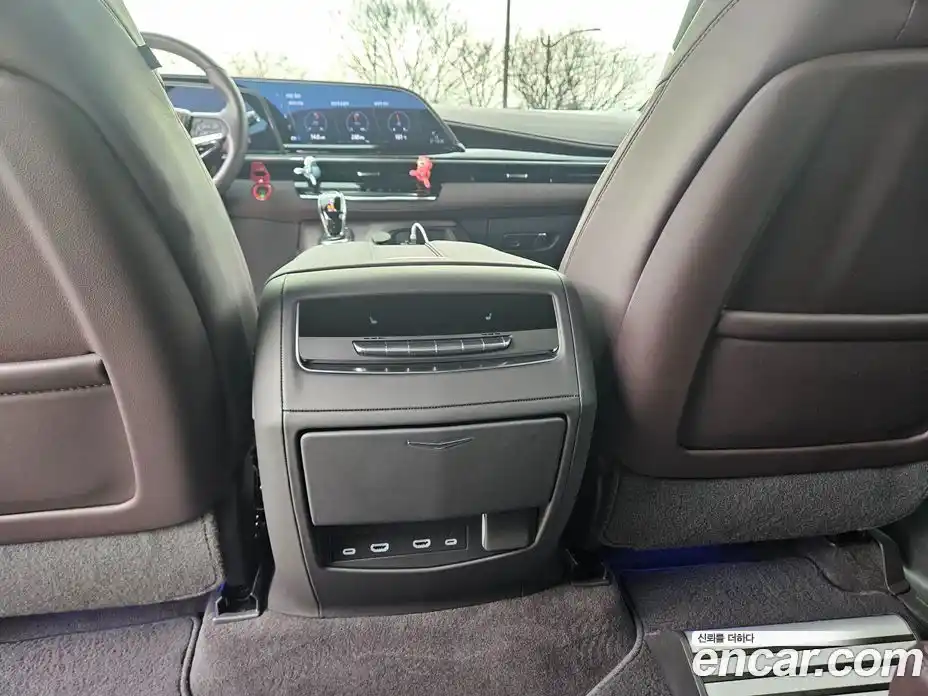 Cadillac Escalade 2024 6.2 Автомат в Москве № 256503, фото 8