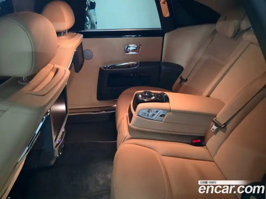 Rolls-Royce Ghost 2019 6.6 Автомат в Москве № 256718, фото 18