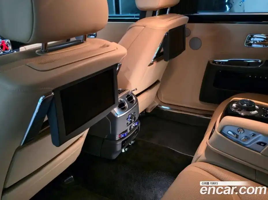 Rolls-Royce Ghost 2019 6.6 Автомат в Москве № 256718, фото 20