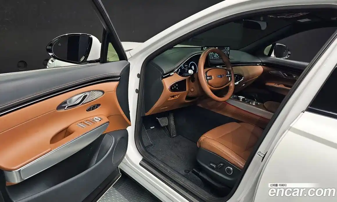 Genesis GV70 2022 2.5 Автомат в Москве № 259511, фото 12