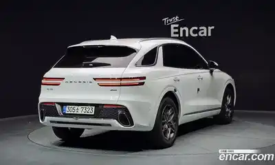 Genesis GV70 2022 2.5 Автомат в Москве № 259511, миниатюра 2