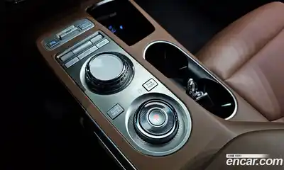 Genesis GV70 2022 2.5 Автомат в Москве № 259511, миниатюра 9