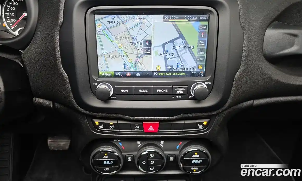 Jeep Renegade 2016 2.4 Автомат в Москве № 273193, фото 14