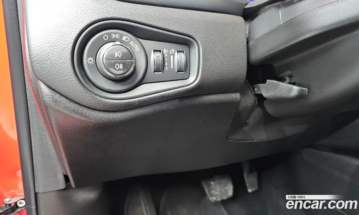 Jeep Renegade 2016 2.4 Автомат в Москве № 273193, фото 18