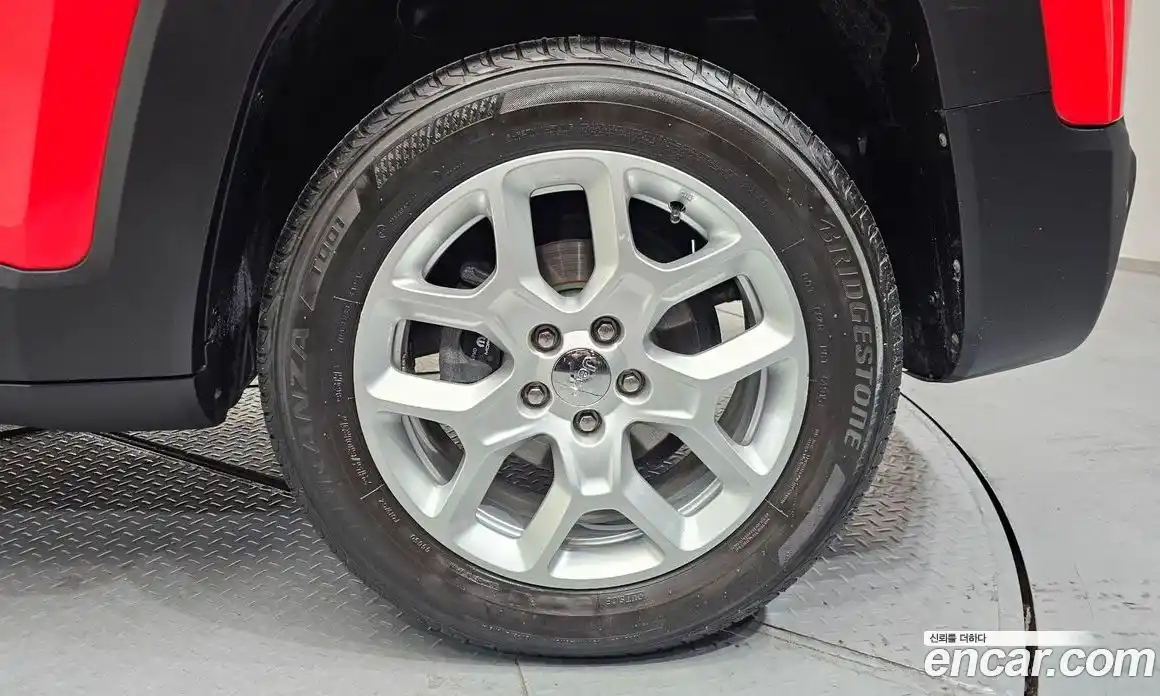 Jeep Renegade 2016 2.4 Автомат в Москве № 273193, фото 5