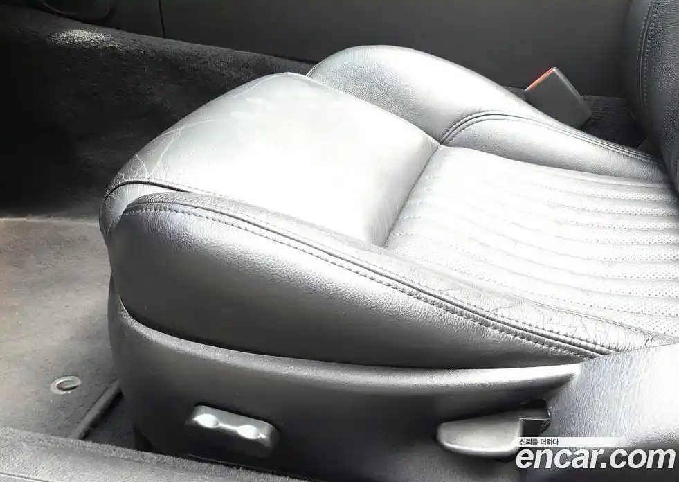 Ford Thunderbird 2004 3.9 Автомат в Москве № 285663, фото 17