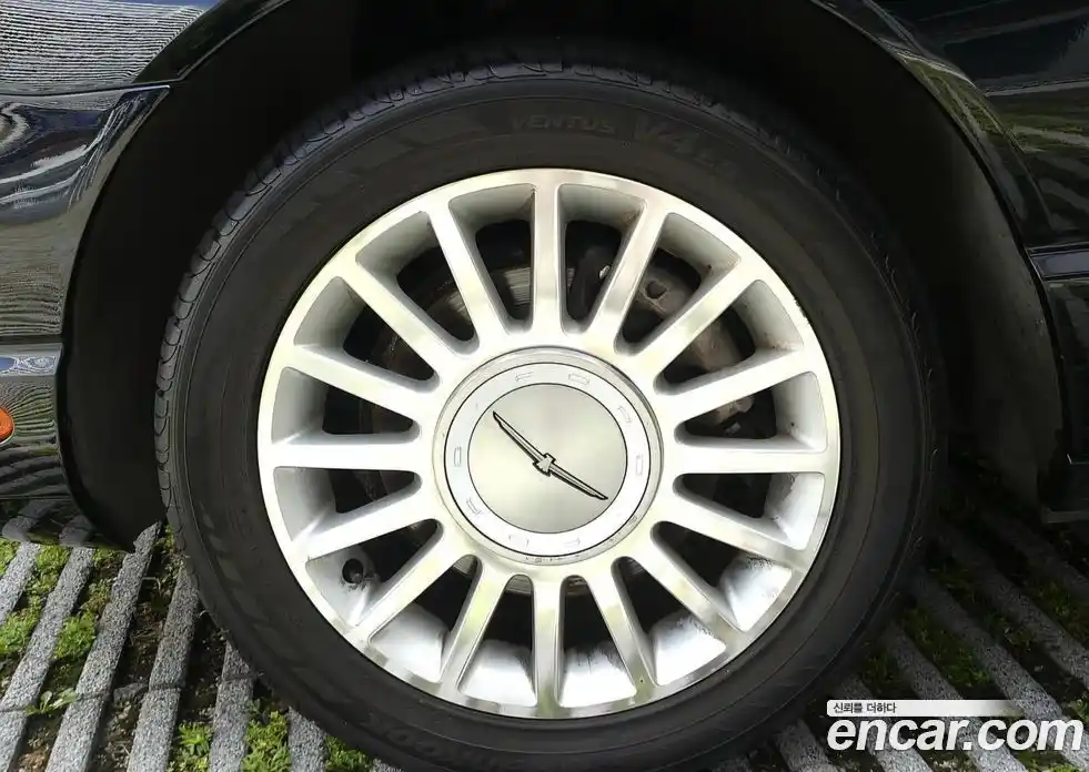 Ford Thunderbird 2004 3.9 Автомат в Москве № 285663, фото 5