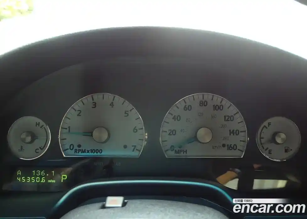 Ford Thunderbird 2004 3.9 Автомат в Москве № 285663, фото 8