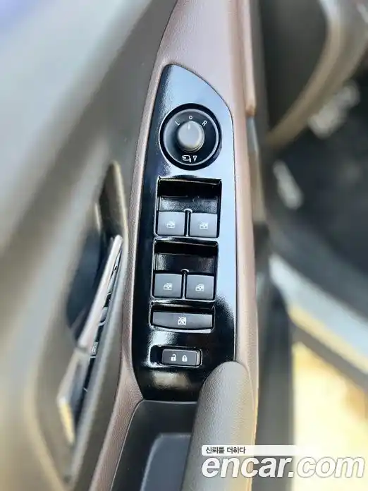 Chevrolet Trax 2013 1.4 Автомат в Москве № 298436, фото 12