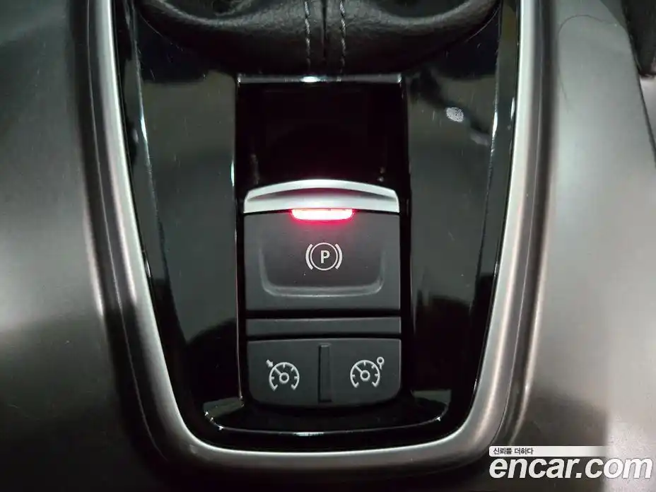 Renault QM6 2023 2.0 Автомат в Москве № 298769, фото 17