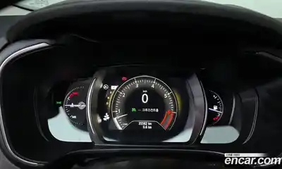 Renault QM6 2023 2.0 Автомат в Москве № 298769, миниатюра 8