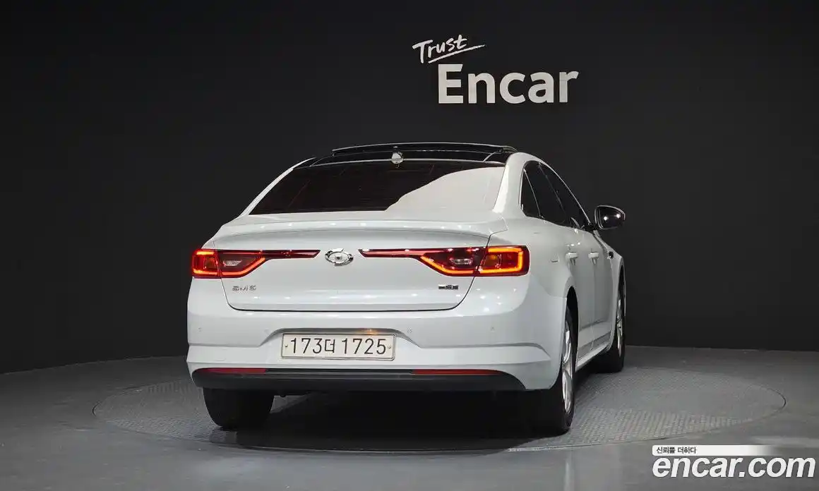 Renault SM6 2017 1.5 Автомат в Москве № 300251, фото 18