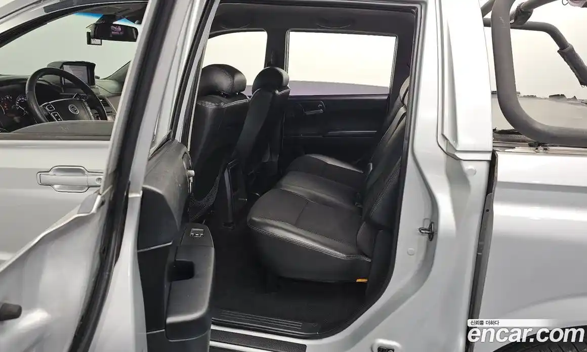 SsangYong Korando 2013 2.0 Автомат в Москве № 30401, фото 14