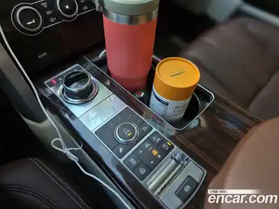 Land Rover Range-Rover 2017 4.4 Автомат в Москве № 316452, миниатюра 11