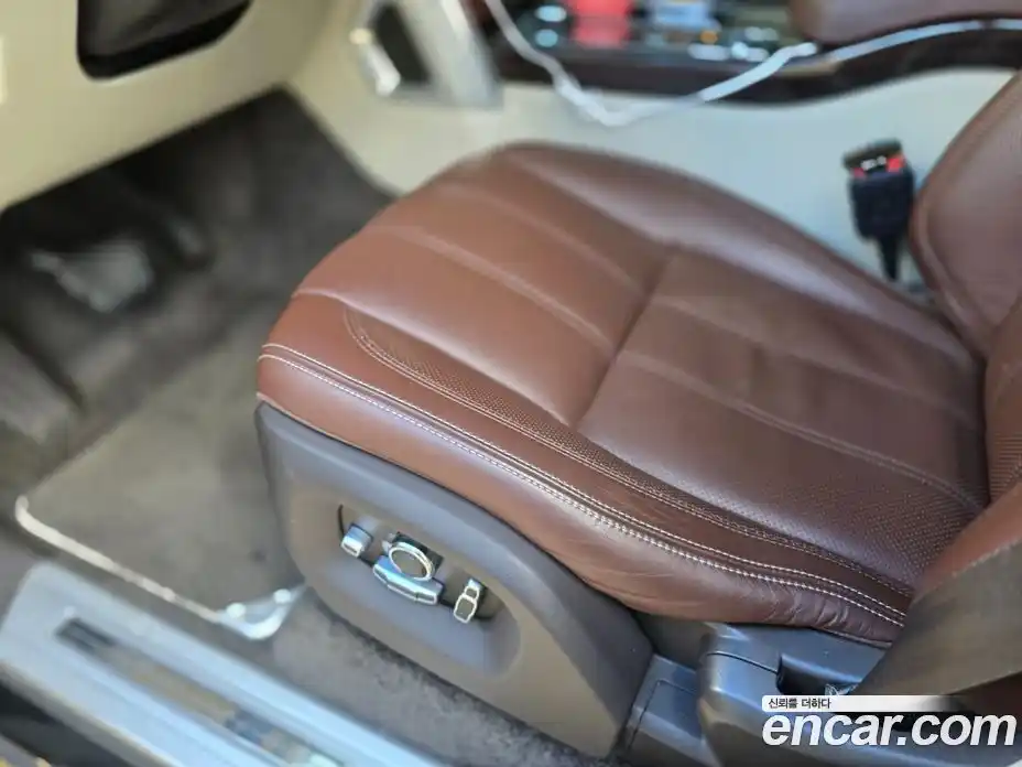 Land Rover Range-Rover 2017 4.4 Автомат в Москве № 316452, фото 13