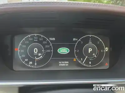 Land Rover Range-Rover 2017 4.4 Автомат в Москве № 316452, миниатюра 8