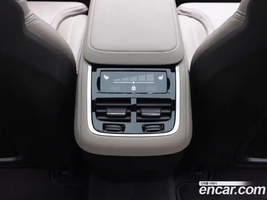 Volvo XC90 2026 2.0 Автомат в Москве № 326190, фото 16