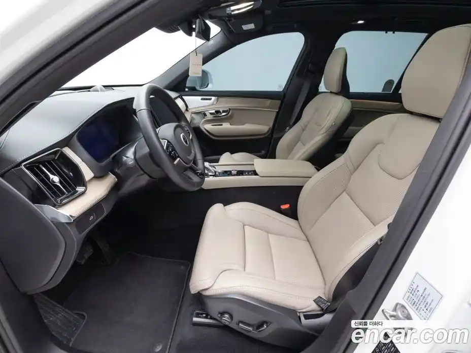 Volvo XC90 2026 2.0 Автомат в Москве № 326190, фото 9