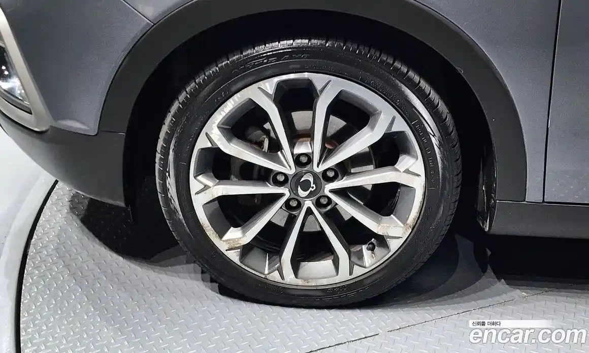 SsangYong TIBOLI 2018 1.6 Автомат в Москве № 33628, фото 11