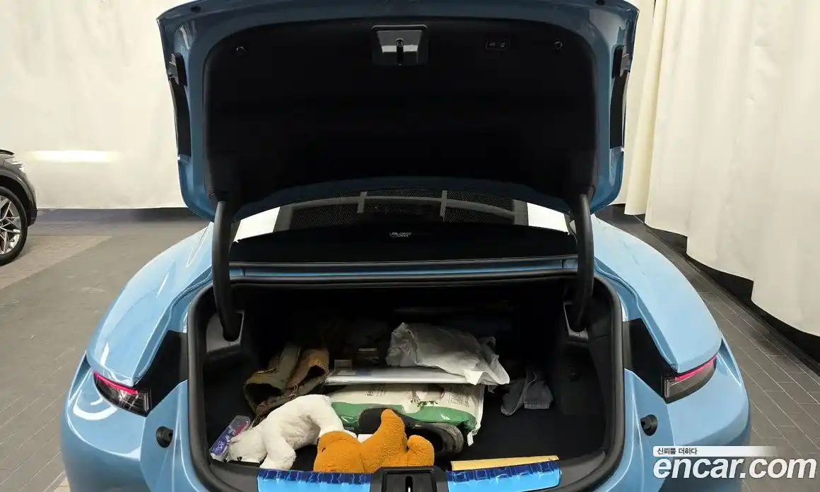 Porsche Taycan 2021 0.1 Автомат в Москве № 344435, фото 3