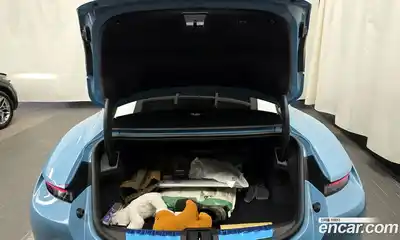 Porsche Taycan 2021 0.1 Автомат в Москве № 344435, миниатюра 3