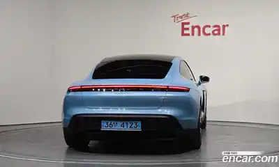 Porsche Taycan 2021 0.1 Автомат в Москве № 344435, миниатюра 9