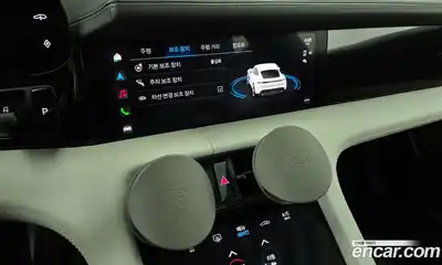 Porsche Taycan 2021 0.1 Автомат в Москве № 344435, миниатюра 10