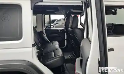 Jeep Wrangler 2024 2.0 Автомат в Москве № 359420, миниатюра 12