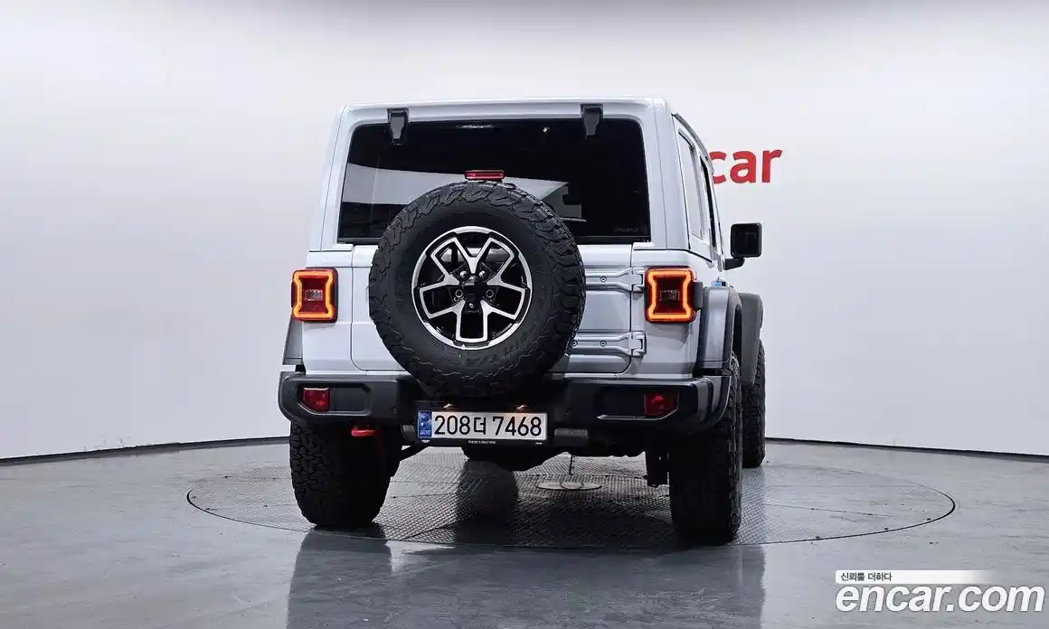 Jeep Wrangler 2024 2.0 Автомат в Москве № 359420, фото 4