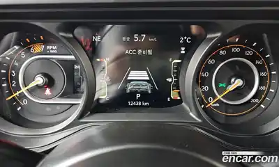 Jeep Wrangler 2024 2.0 Автомат в Москве № 359420, миниатюра 8