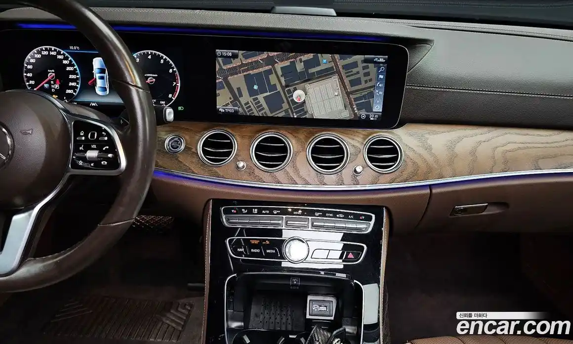 Mercedes-Benz E-Class 2020 2.0 Автомат в Москве № 372174, фото 15