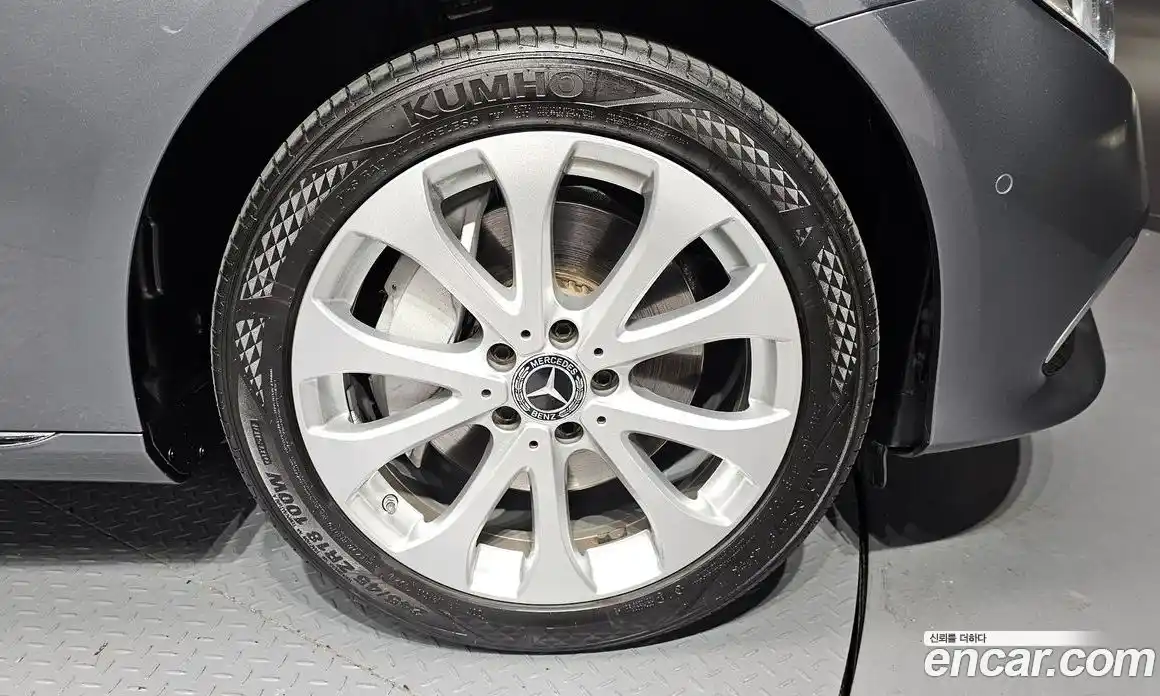 Mercedes-Benz E-Class 2020 2.0 Автомат в Москве № 372174, фото 5