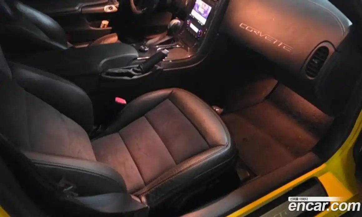 Chevrolet Corvette 2012 6.2 Автомат в Москве № 375166, фото 13