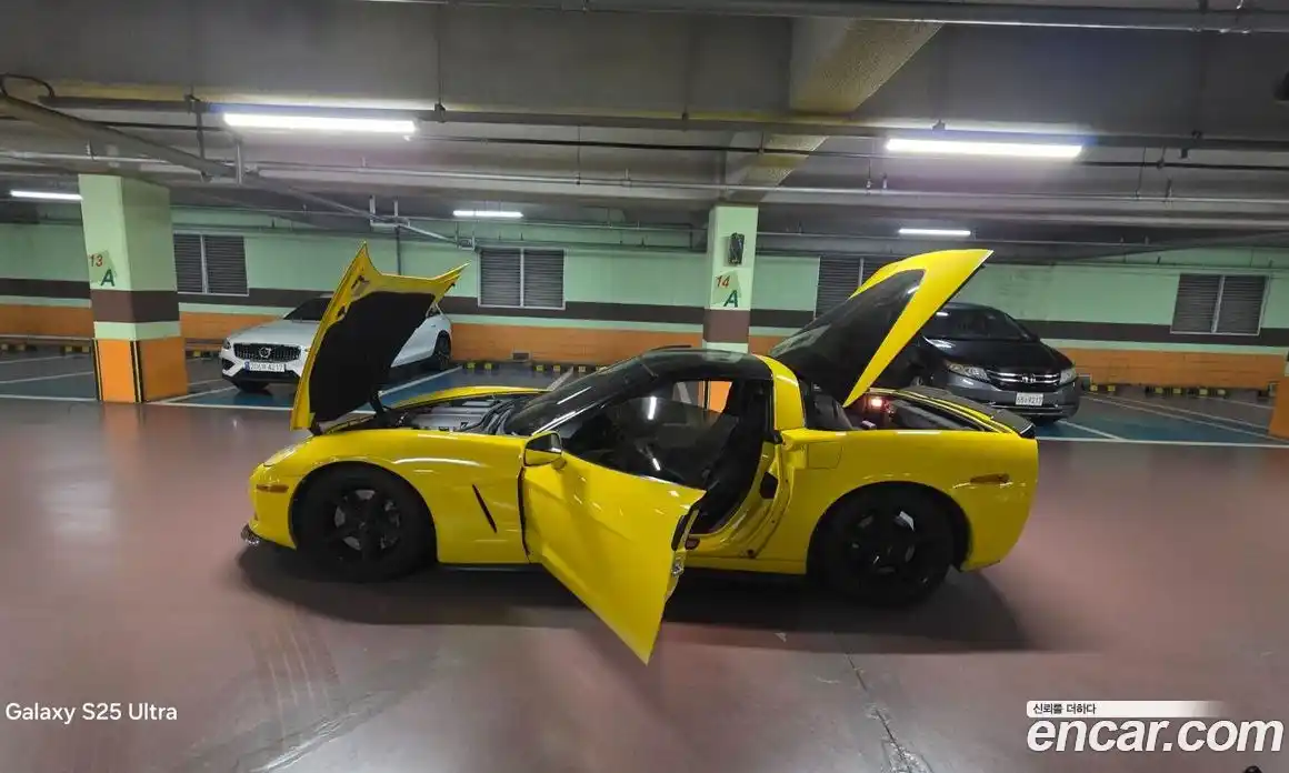 Chevrolet Corvette 2012 6.2 Автомат в Москве № 375166, фото 16