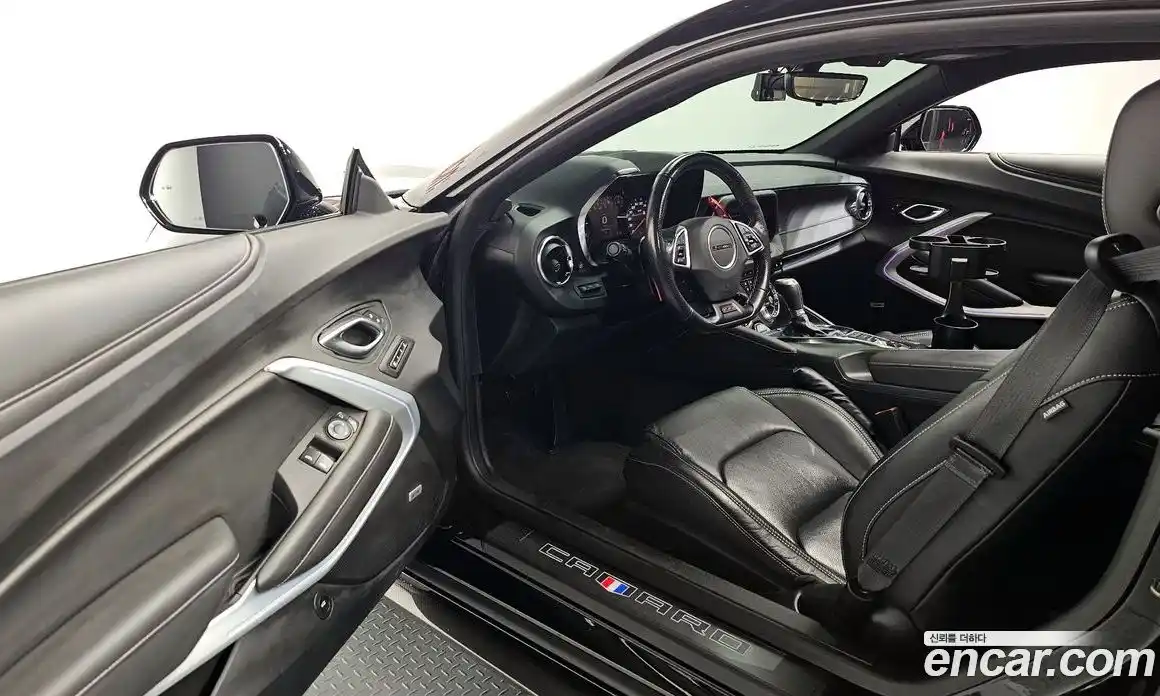 Chevrolet Camaro 2021 6.2 Автомат в Москве № 39824, фото 7