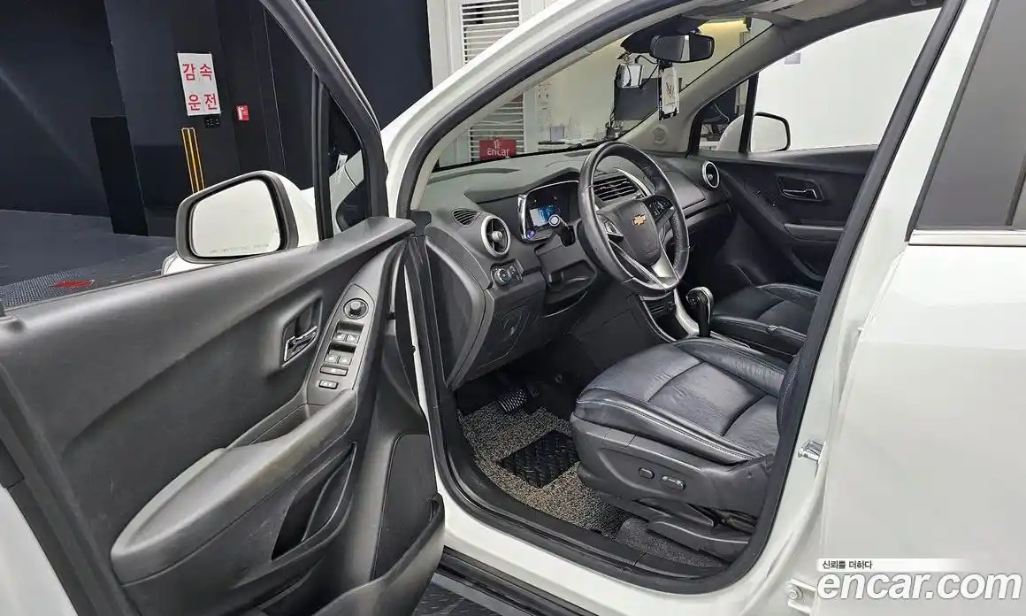 Chevrolet Trax 2015 1.4 Автомат в Москве № 41195, фото 3